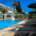 Emira Hotel